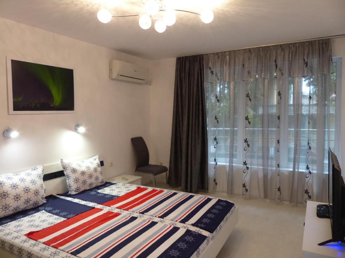 Apartament Holiday Burgasz Kültér fotó