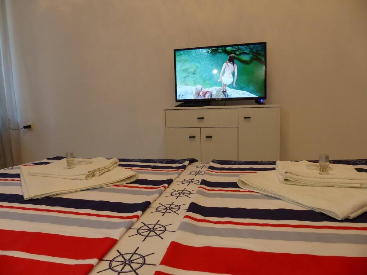 Apartament Holiday Burgasz Kültér fotó