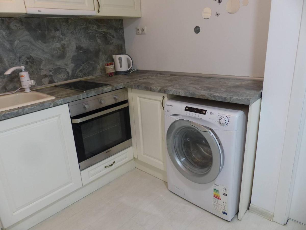 Apartament Holiday Burgasz Kültér fotó
